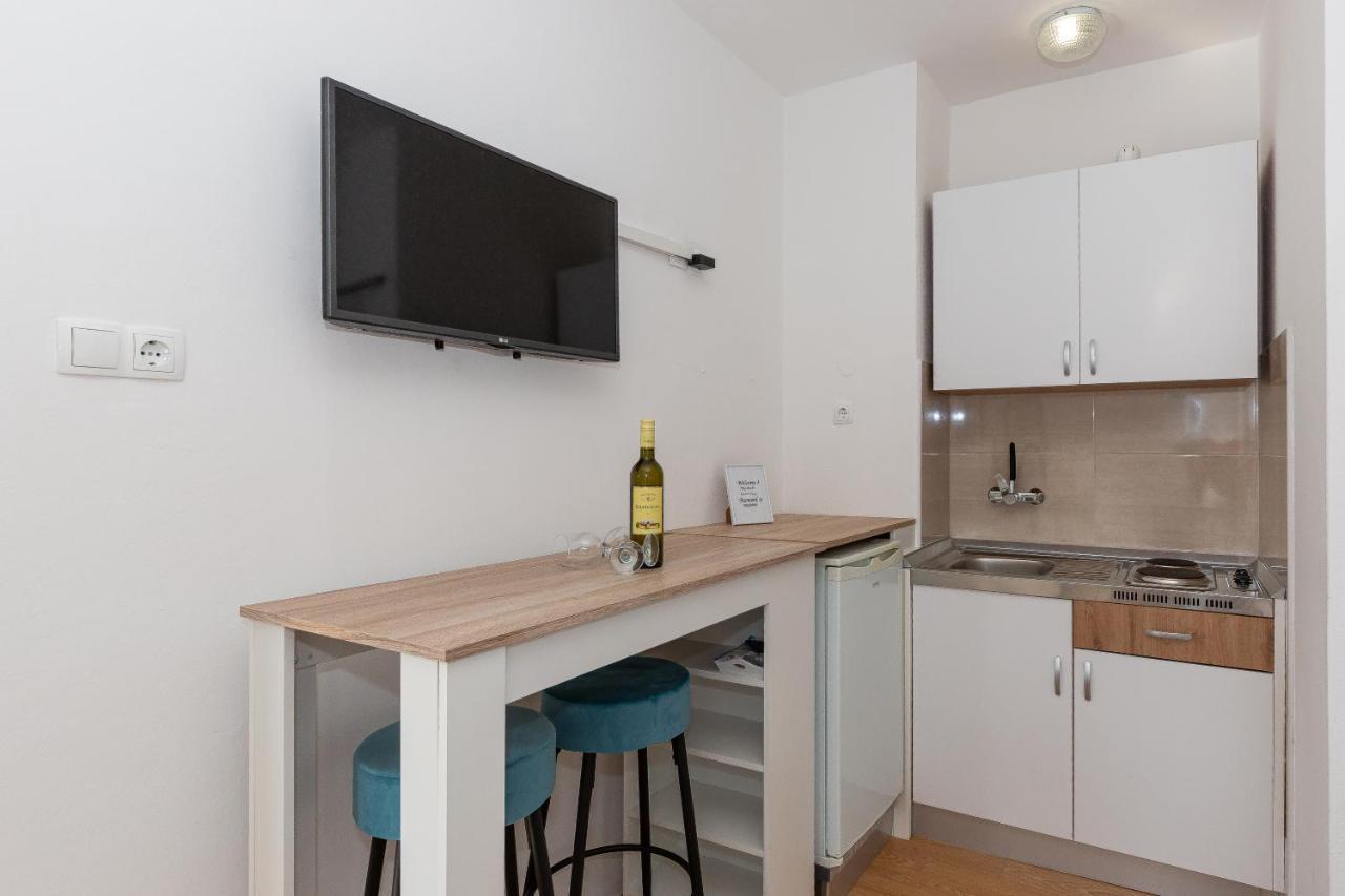 ביוגראד נה מורו Apartments Tolic מראה חיצוני תמונה