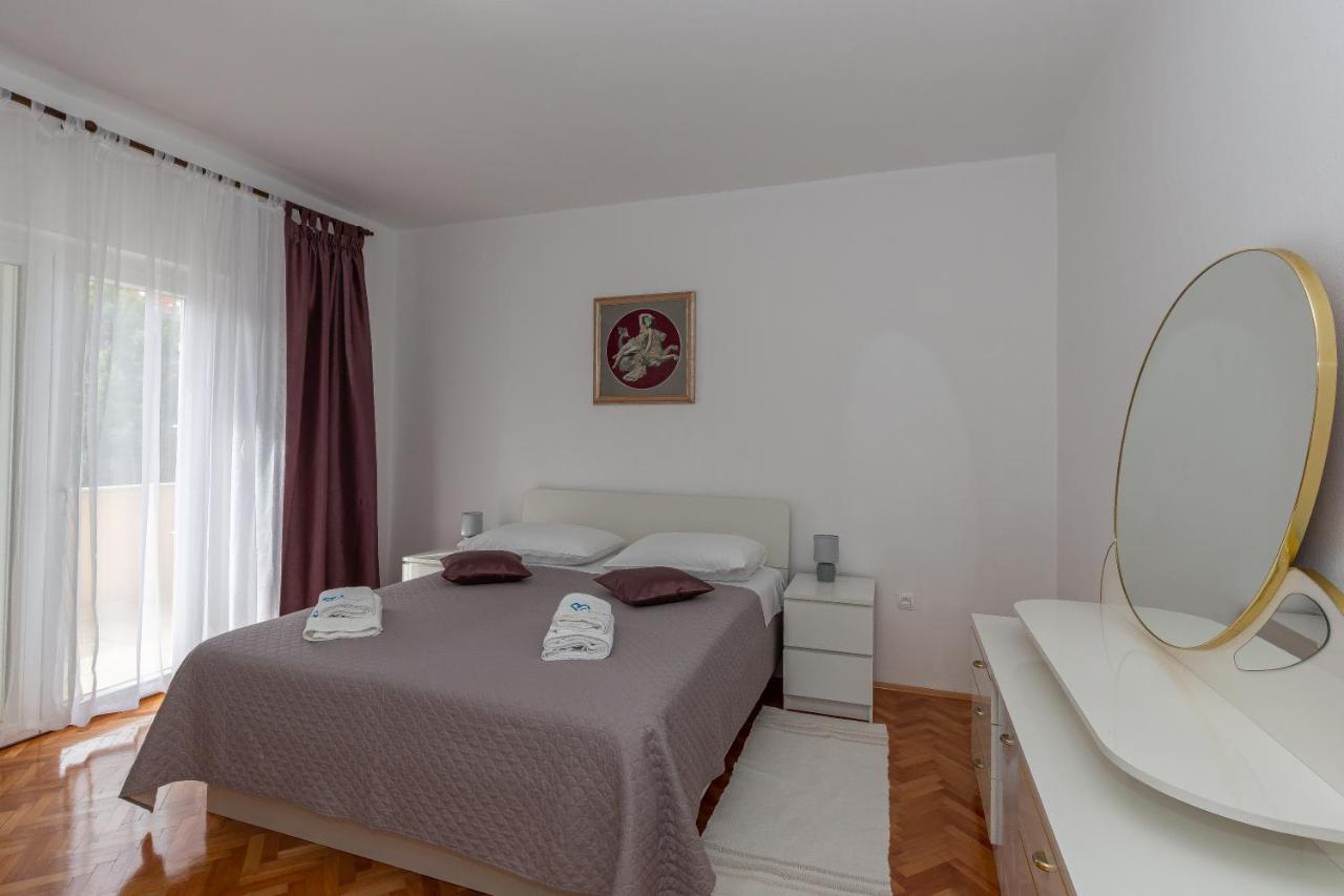 ביוגראד נה מורו Apartments Tolic מראה חיצוני תמונה