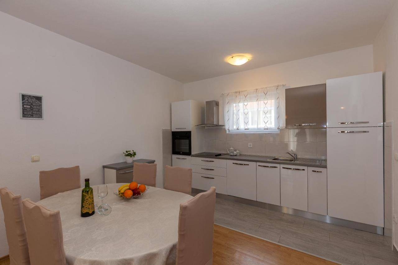ביוגראד נה מורו Apartments Tolic מראה חיצוני תמונה
