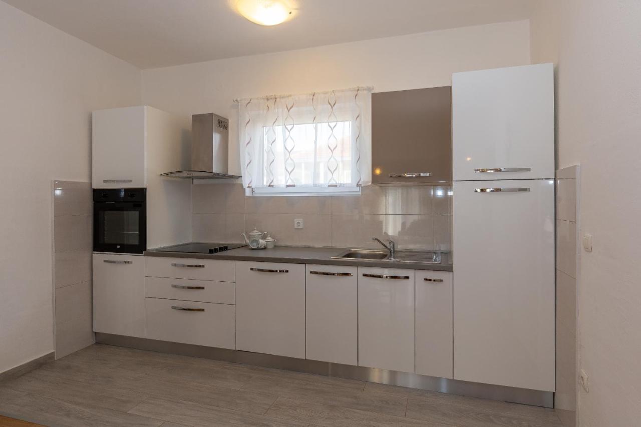 ביוגראד נה מורו Apartments Tolic מראה חיצוני תמונה