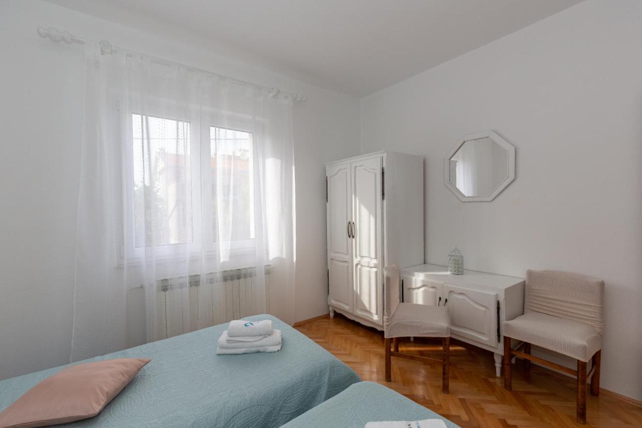 ביוגראד נה מורו Apartments Tolic מראה חיצוני תמונה