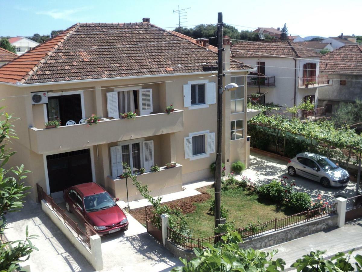 ביוגראד נה מורו Apartments Tolic מראה חיצוני תמונה